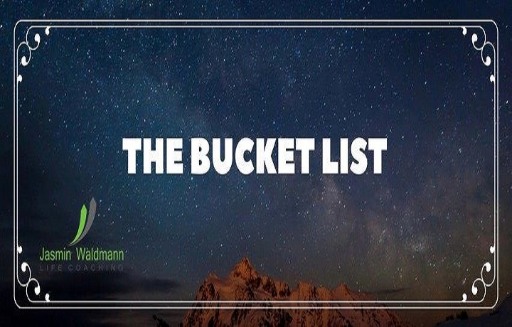 Build A Bucket List - Making A To Do List Of Dreams - Hey Little