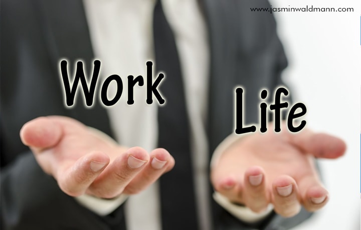 1539155787Balance-your-Work-and-Private-Life